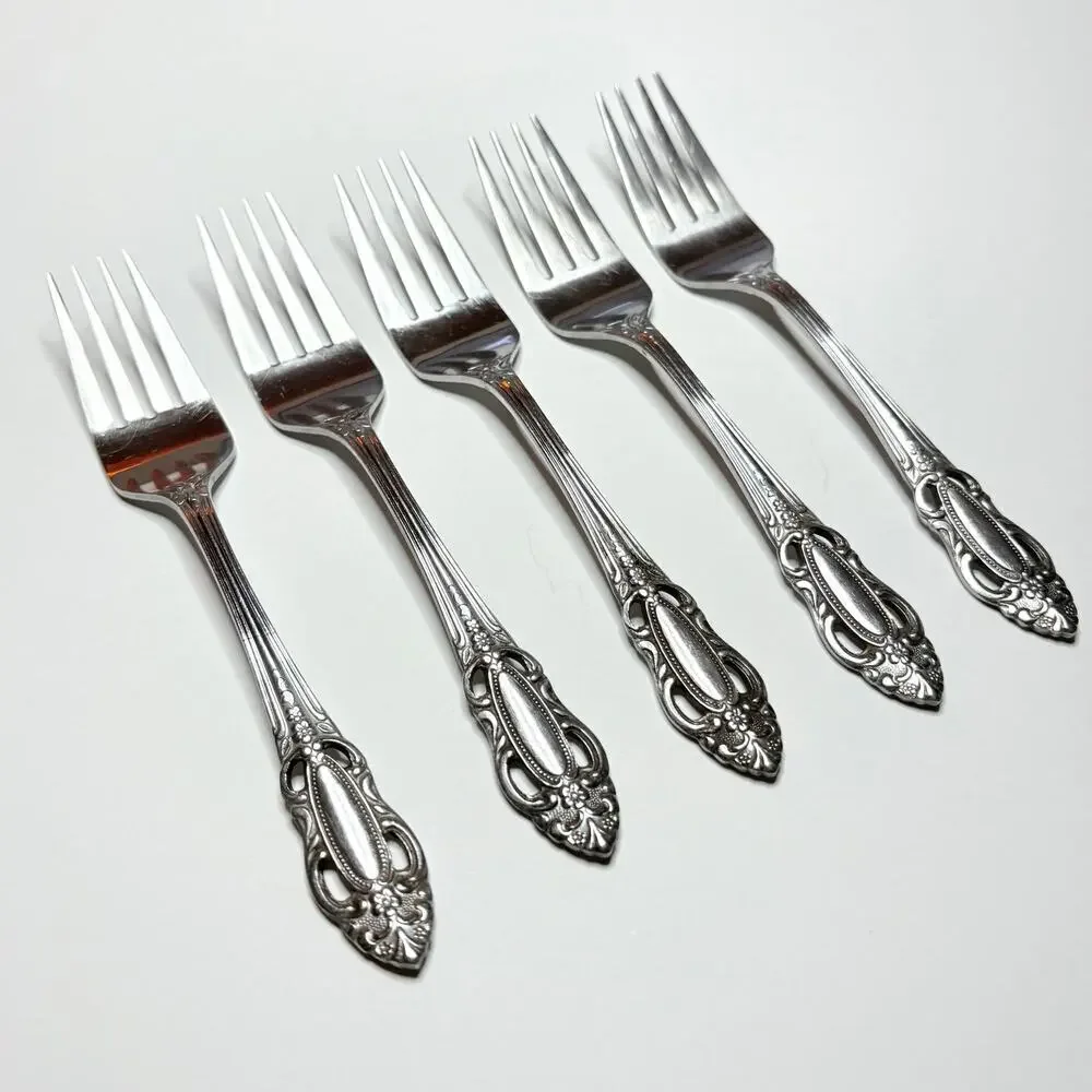 Vintage United Silver Co Artistic Rose Salad Fork 6-3/8